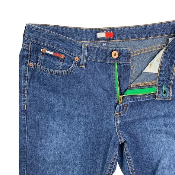 Tommy Hilfiger women’s  Pintuck Flare Jeans Size 30 - Picture 4 of 10